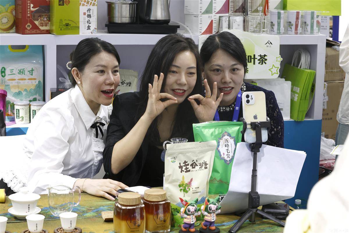 乐玩免费下载